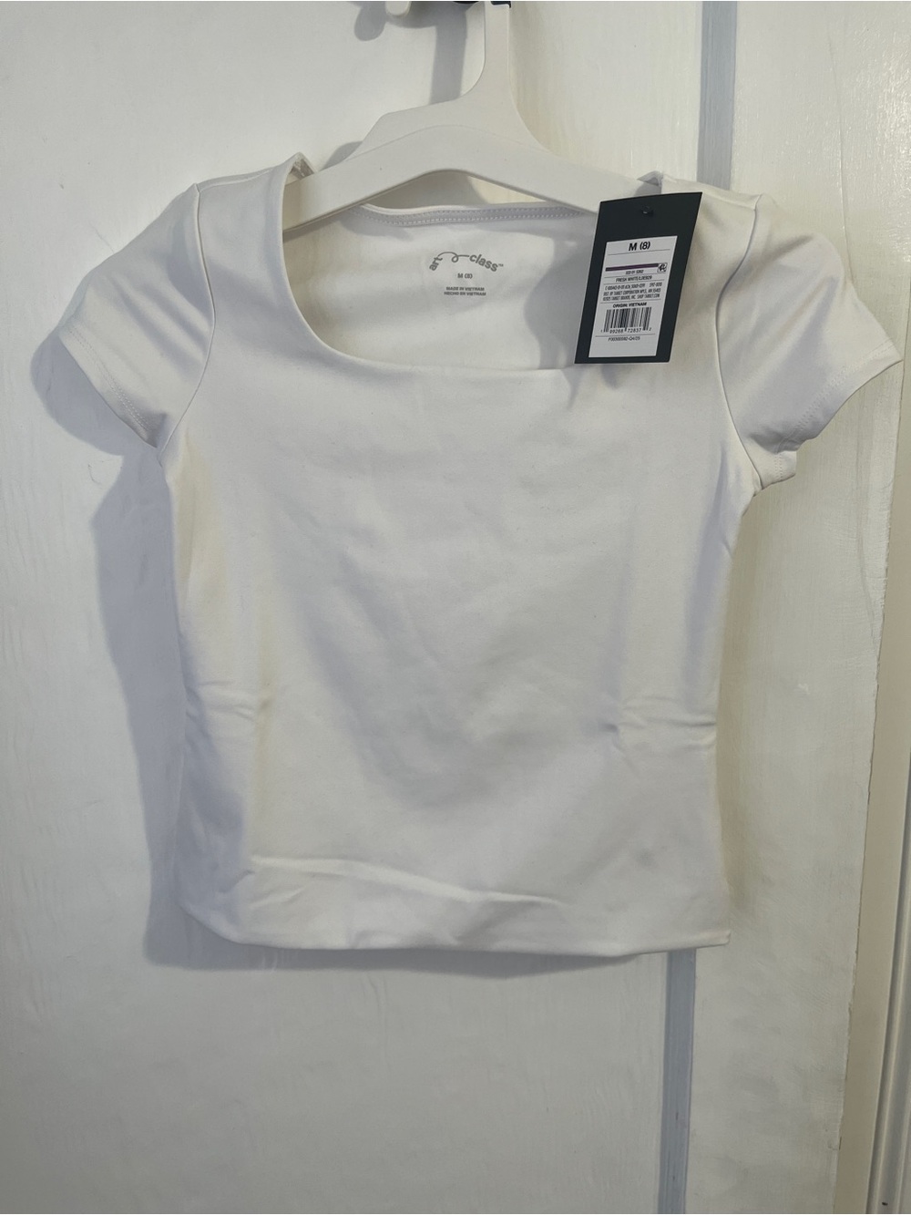 art class White Scoop Neck Short Sleeve Tee